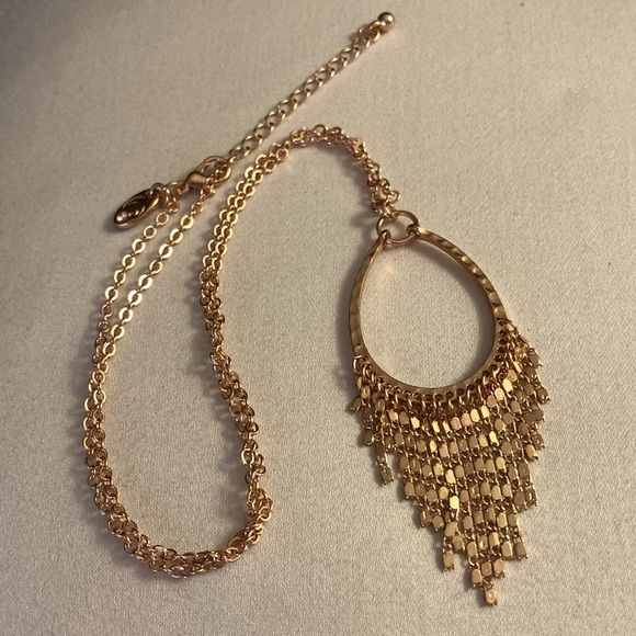 NWOT - Rose Goldtone Horseshoe Style Fringed Pendant and Matching Earring Set - Picture 5 of 12